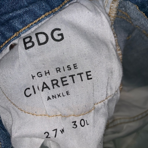 Urban Outfitters jeans - Picture 2 of 2